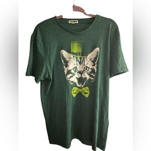 Tipsy Elves women’s size large St.Patricks cat Tee Shirt‎
